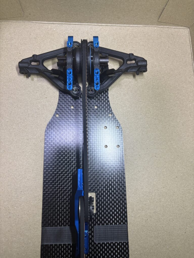 ねじれたベルト